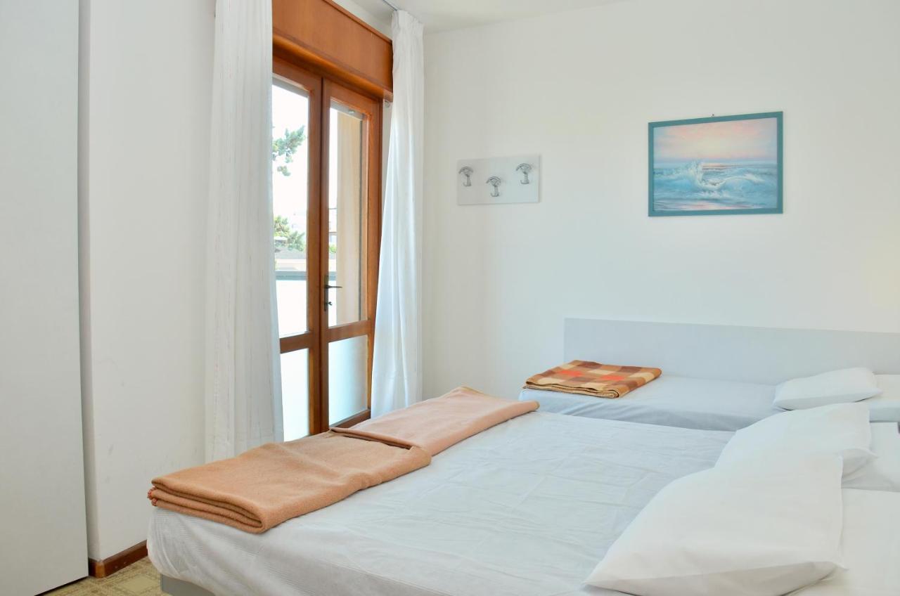Altan Apartment Bibione Exterior photo